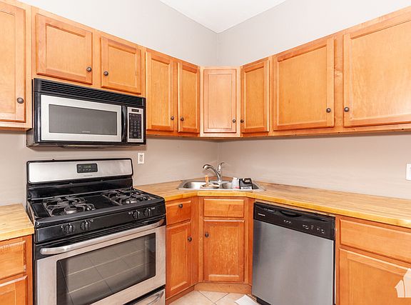 2nd image of 3537 W Belden Ave APT 2