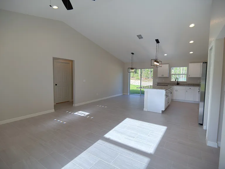 6022 SW 206th Ave — Photo 8