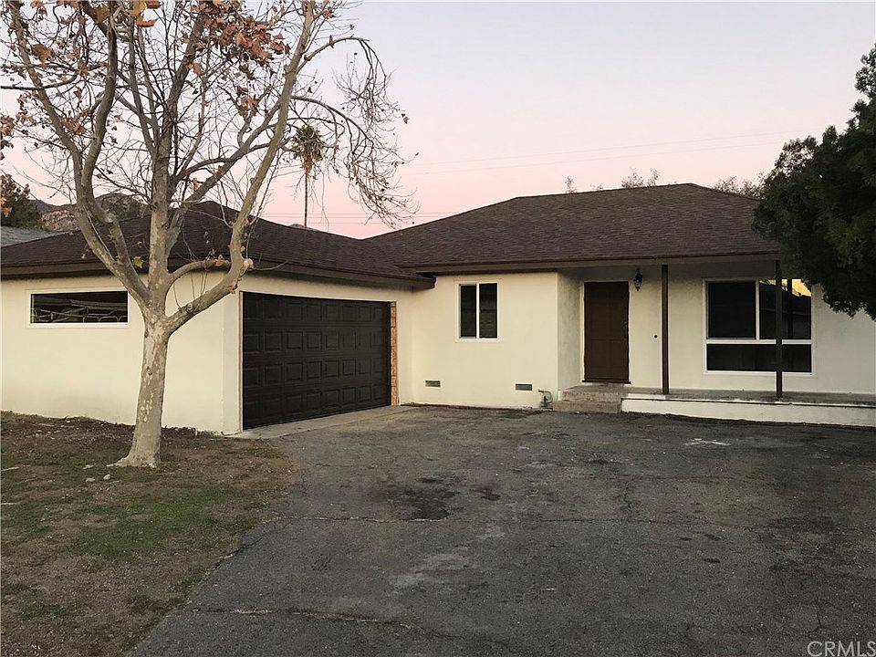 1st image of 3545 Conejo Dr