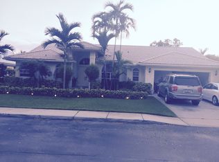 730 SW 93rd Ave, Pembroke Pines, FL 33025