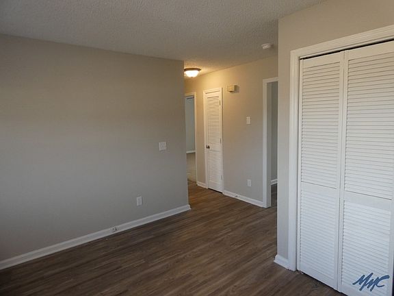 5th image of 3634 Barfield Crescent Rd