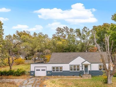 5611 Nieman Rd, Shawnee, KS, 66203