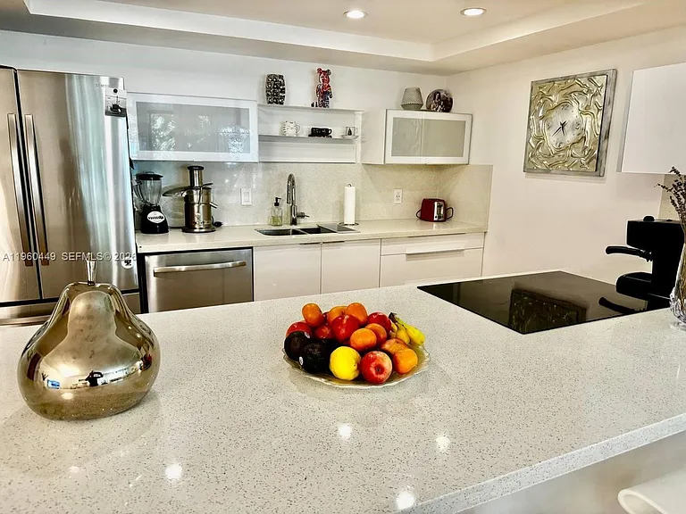 1001 Three Islands Blvd #331 — Photo 4