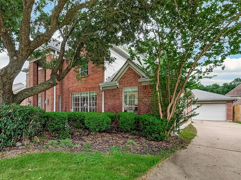 3414 Cobblestone Creek Way — Photo 4