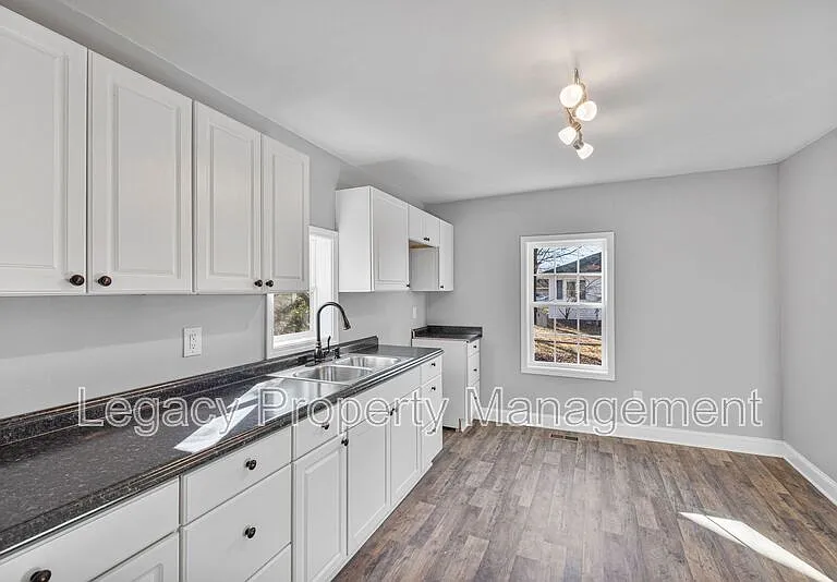 901 Branch St — Photo 16