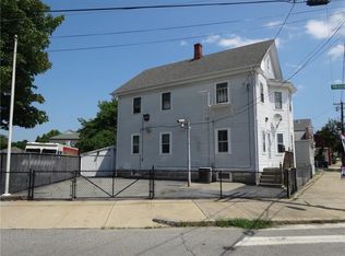 87 Silver Lake Ave, Providence, RI 02909