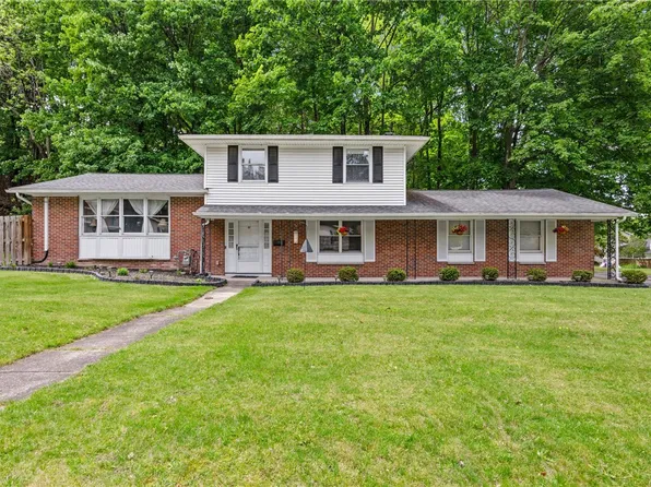 87 Chapel Hill Dr, Rochester, NY 14617