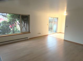 5220 Sand Point Way NE #C, Seattle, WA 98105