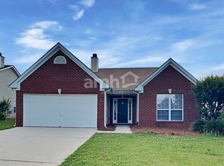 353 Jasmine Dr, Locust Grove, GA 30248