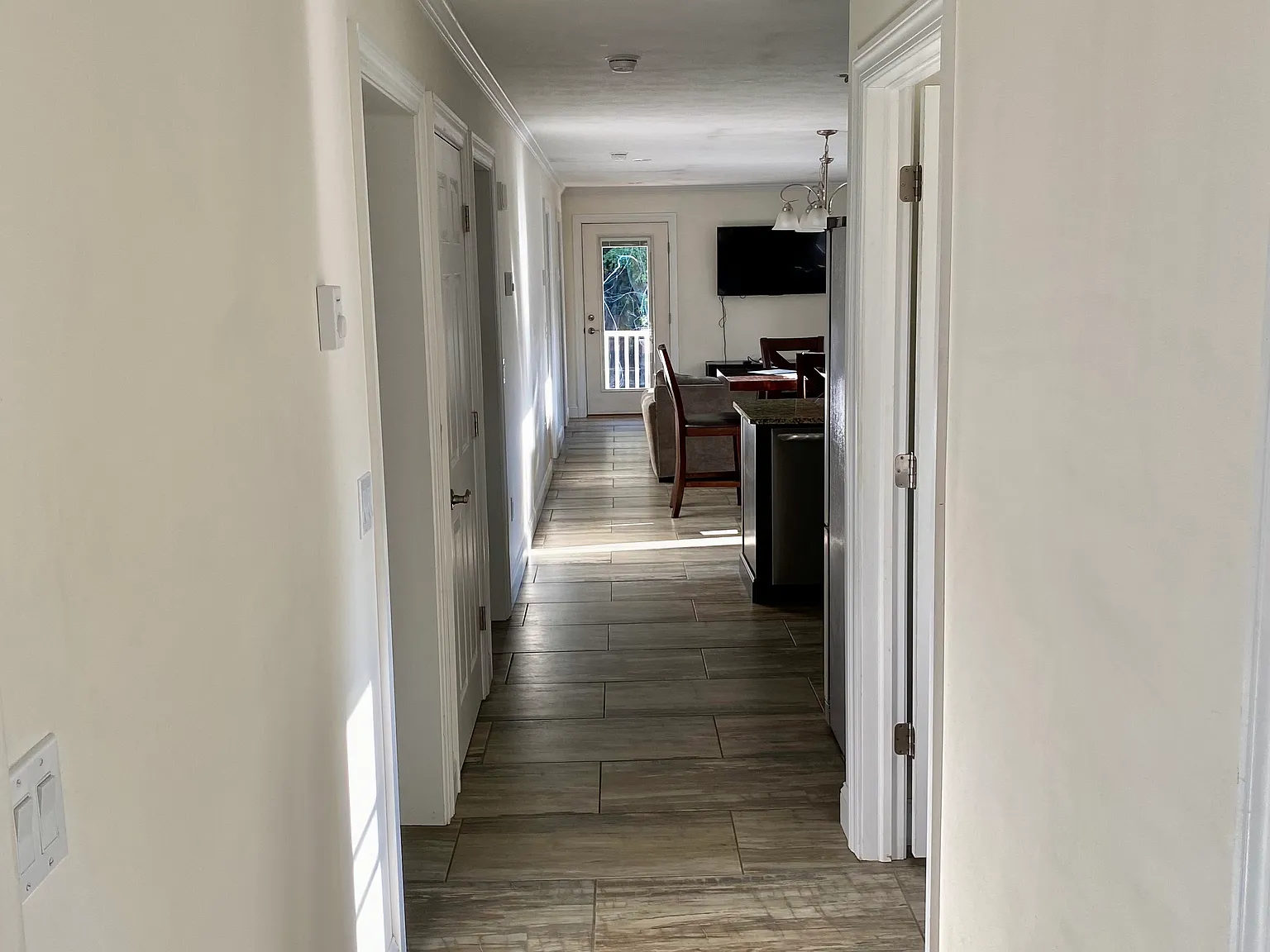 425 Troy Rd — Photo 4