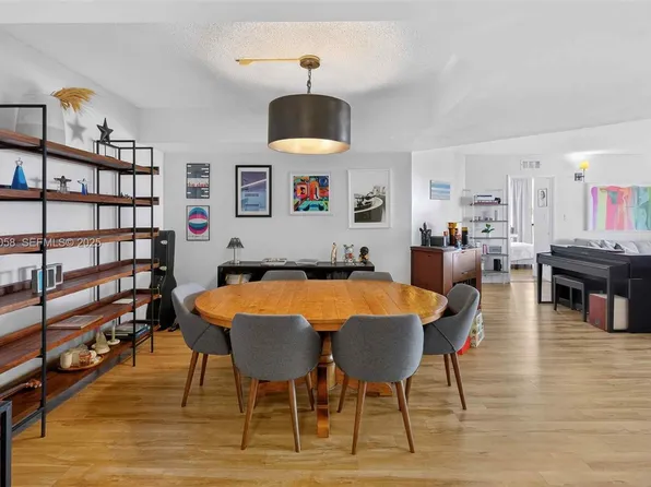 3598 Yacht Club Dr APT 302, Aventura, FL 33180