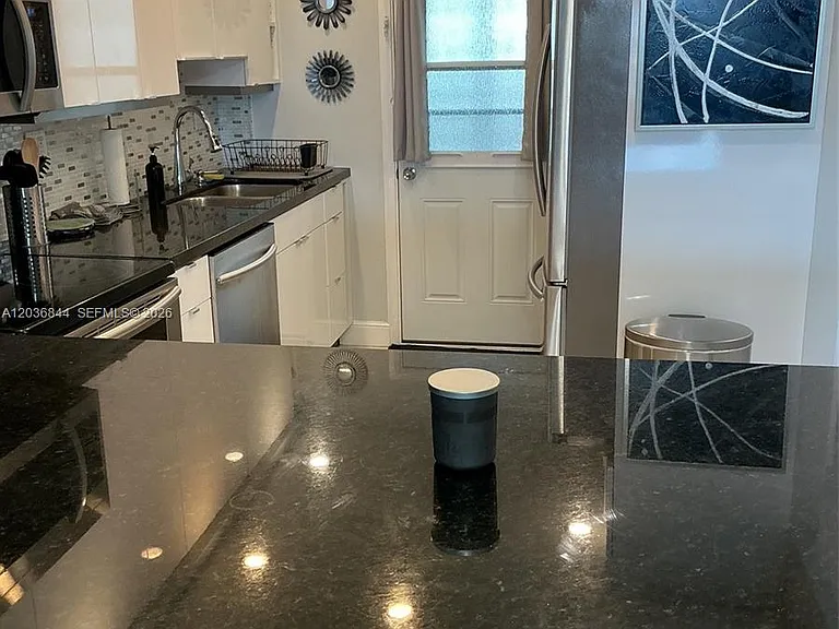400 Golden Isles Dr #55 — Photo 10