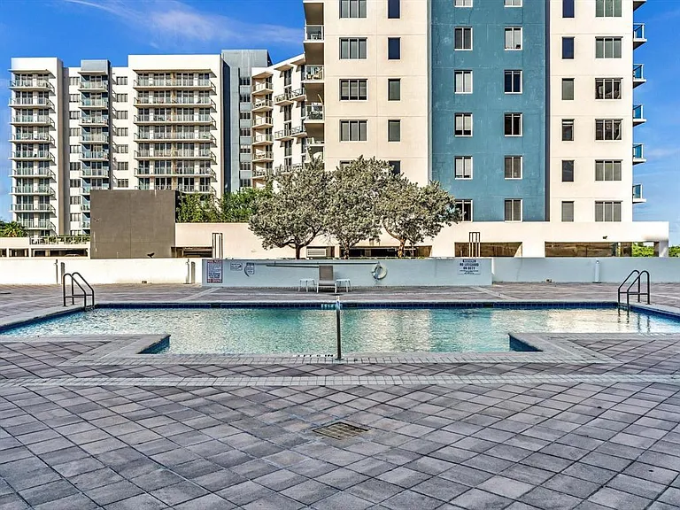 140 S Dixie Hwy #737 — Photo 13