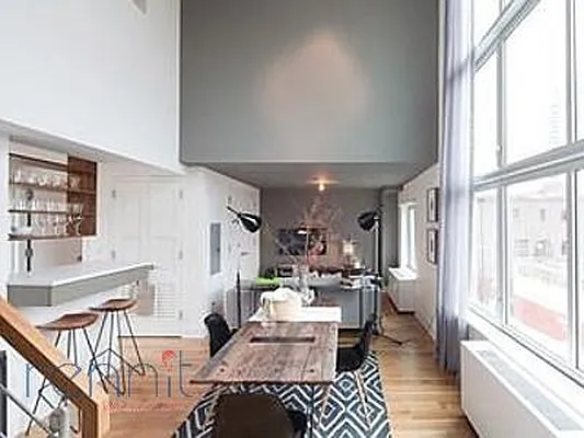 Rented by Rennit Inc. | media 38