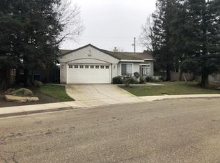 1065 Rosehill Dr, Chowchilla, CA 93610