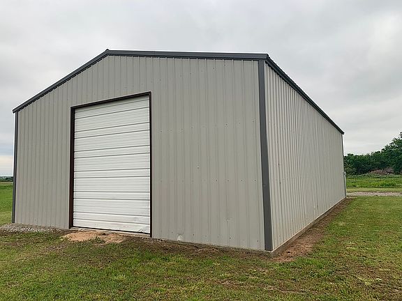4th image of 2709 S Agra Rd
