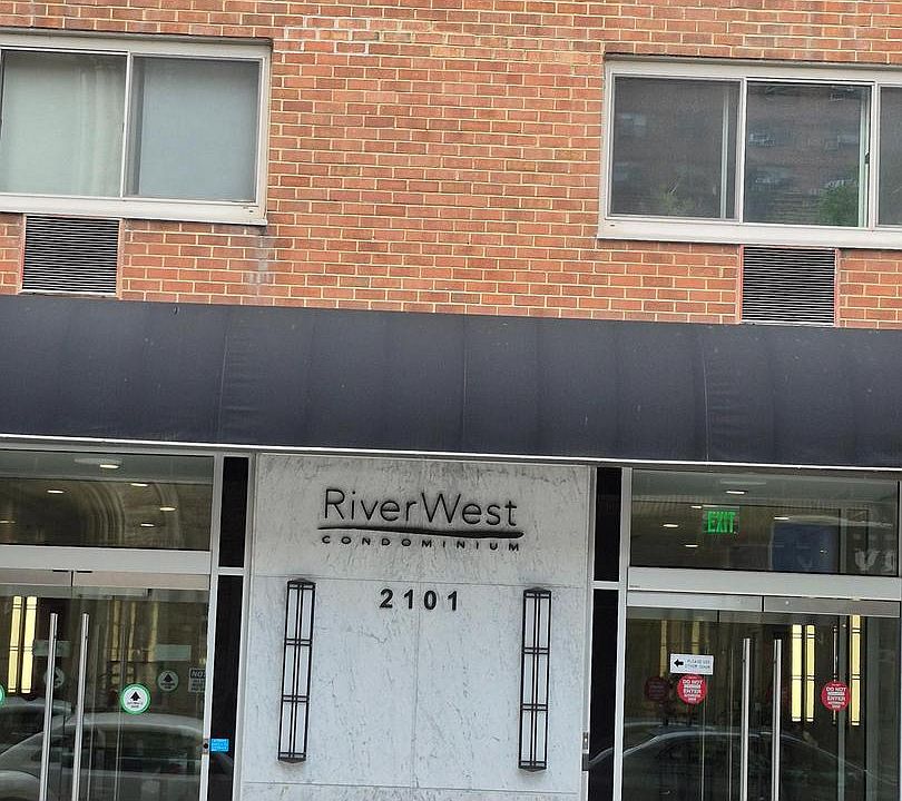 1st image of 2101 Chestnut St Unit 1212