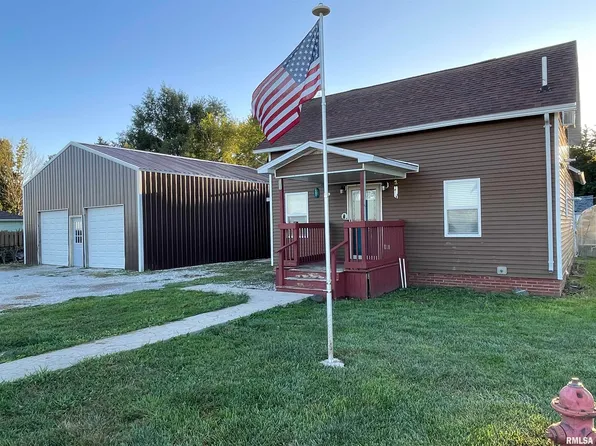 227 Ash St, Adair, IL 61411
