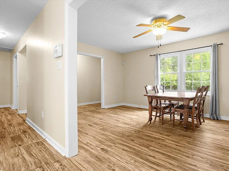 10037 Booker T Washington Hwy — Photo 16