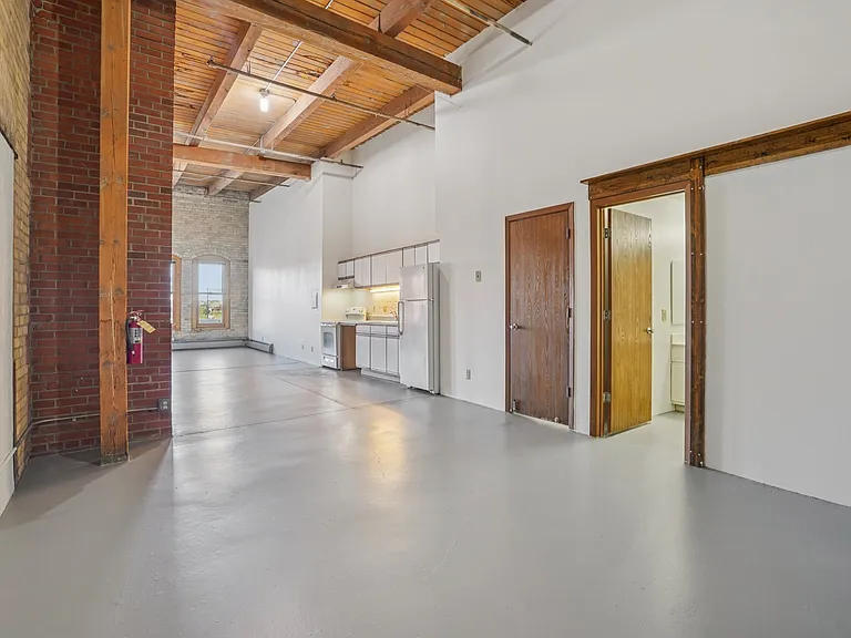 Artspace Northern Warehouse — Photo 8