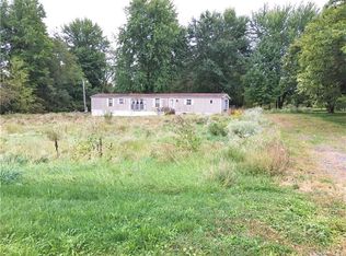 164 Maple Ln, Pulaski, PA 16143