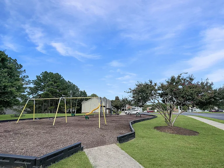 Crosstimbers Apartments — Photo 18