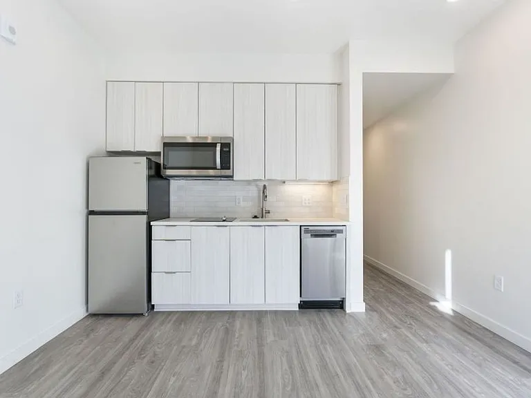 Greeley 5880 PDX — Photo 46