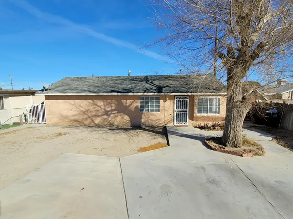 2820 Acacia St, Rosamond, CA 93560
