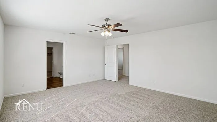 545 London Dr #545LD — Photo 35