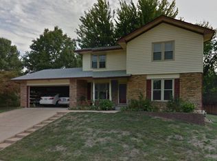 11222 Sherwood Oak Ct, Saint Louis, MO 63146