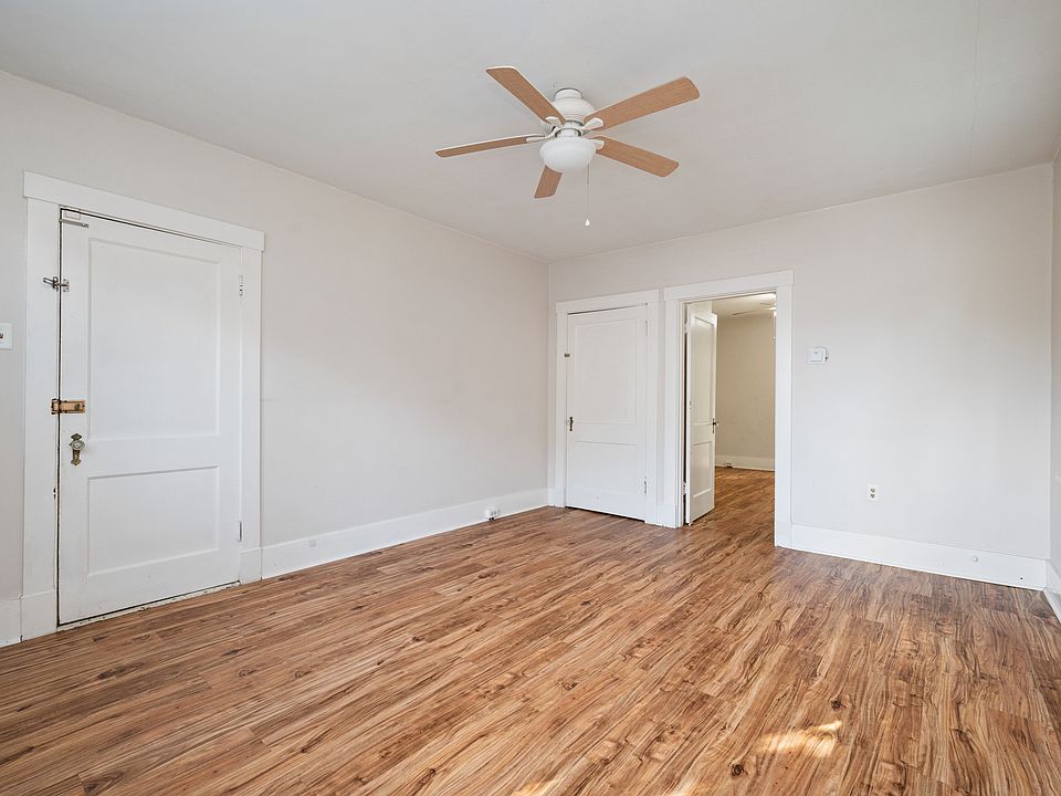 305 Stanford Avenue, Apt 2_16_10272025