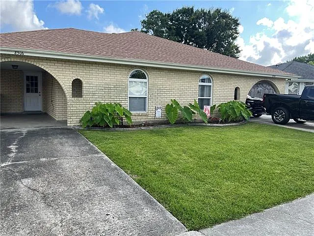 Building Photo - 8506 Deerfield St
