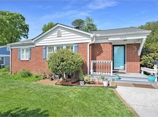 1315 Dresden Dr W, Charlotte, NC 28205