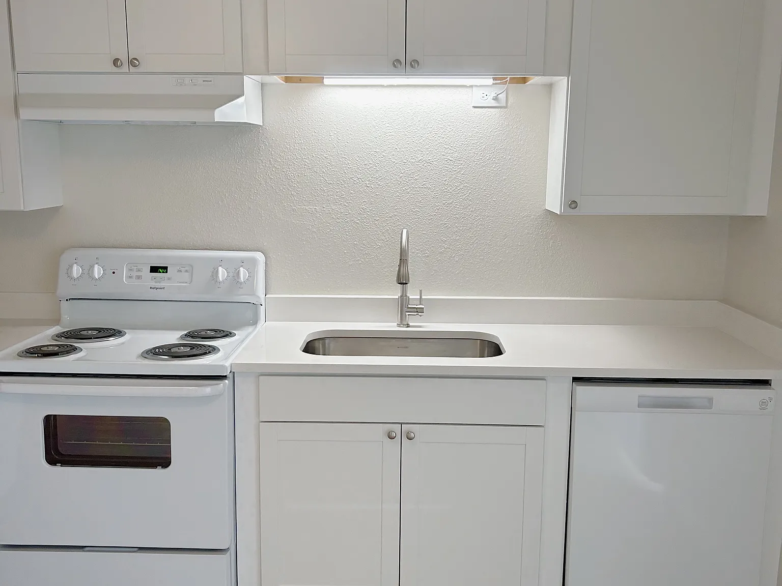 Fairway Village — Photo 4