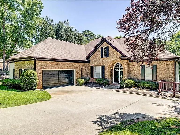 1566 Greyson Rdg — Photo 2