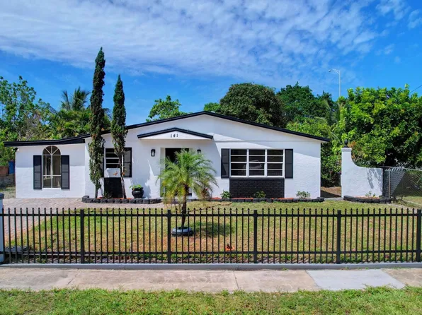 141 NW 21st Avenue, Boynton Beach, FL 33435