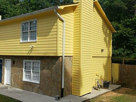 2nd image of 69 Forest Pl Unit 69