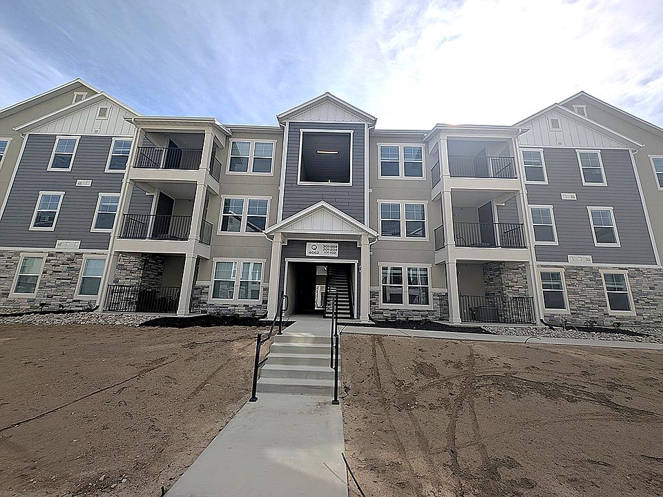 1st image of 4662 S Poplar Way