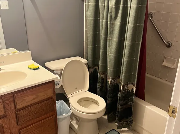 9411 Katelyn Ct, Manassas Park, VA 20111