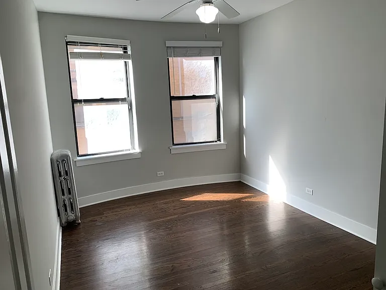 5527-5537 S Everett Ave — Photo 47