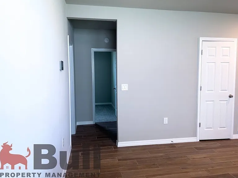 590 Amadoras Way — Photo 11