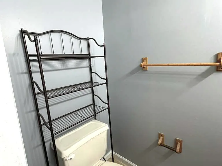 176 Lincoln St #9 — Photo 14