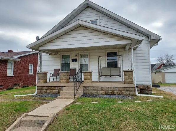 329 W 10th St, Jasper, IN 47546