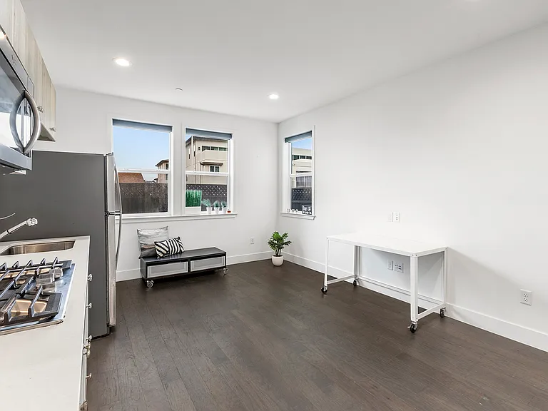 138 Harvest St #A — Photo 7