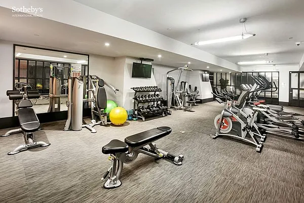 Rented by Sotheby's International Realty | media 45