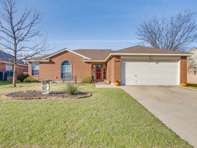 625 Creekview Dr, Burleson, TX, 76028
