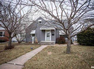 2630 7th St, Moline, IL 61265