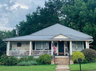 45 N Main St, Inman, SC 29349