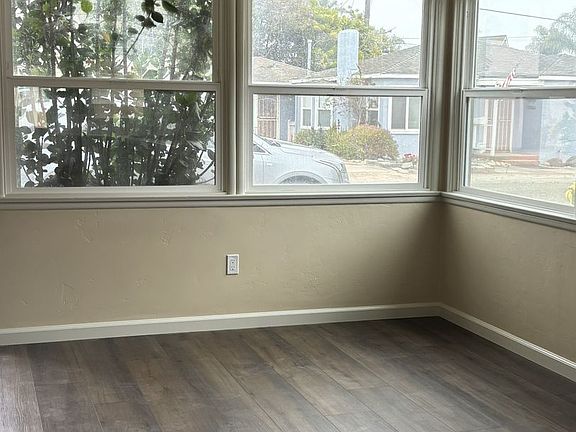 2nd image of 314 Castaic Ave