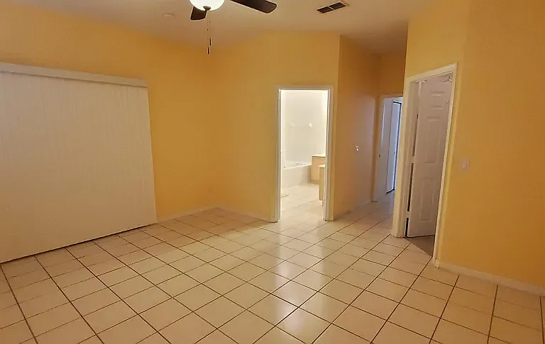 4629 Riverton Dr — Photo 16